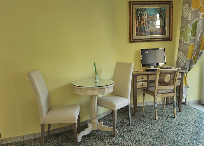 Miramare Hotel 4*