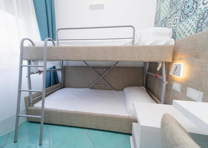 Miramare Hotel 4*