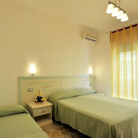 Miramare Hotel 4*