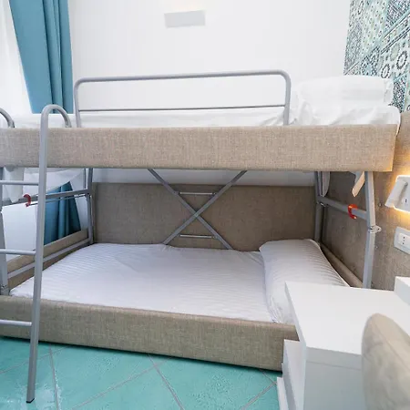 Miramare Hotel 4*