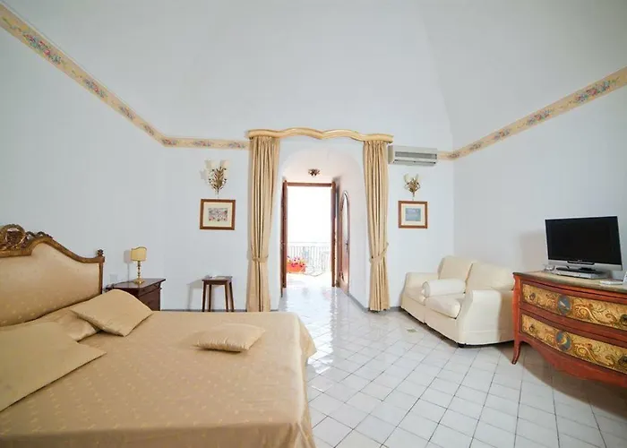 Ξενοδοχείο Miramare