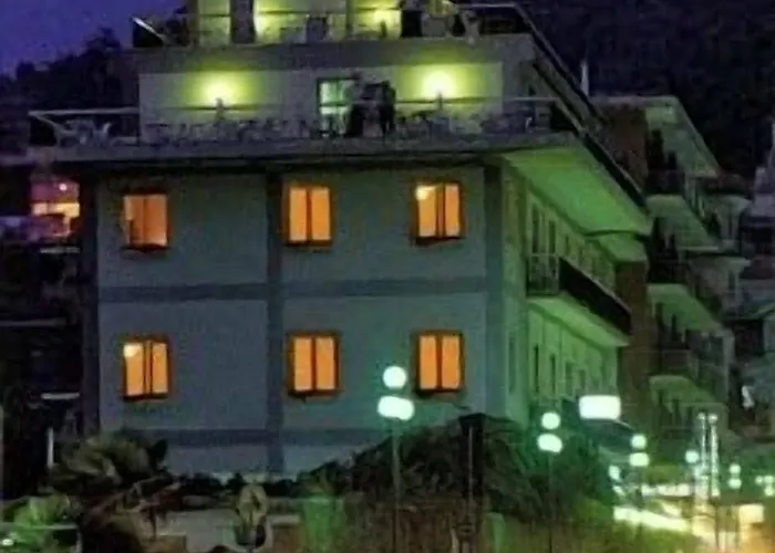 Miramare Ξενοδοχείο