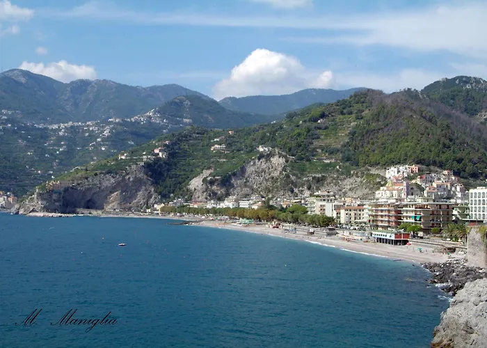 Ξενοδοχείο Miramare 4*